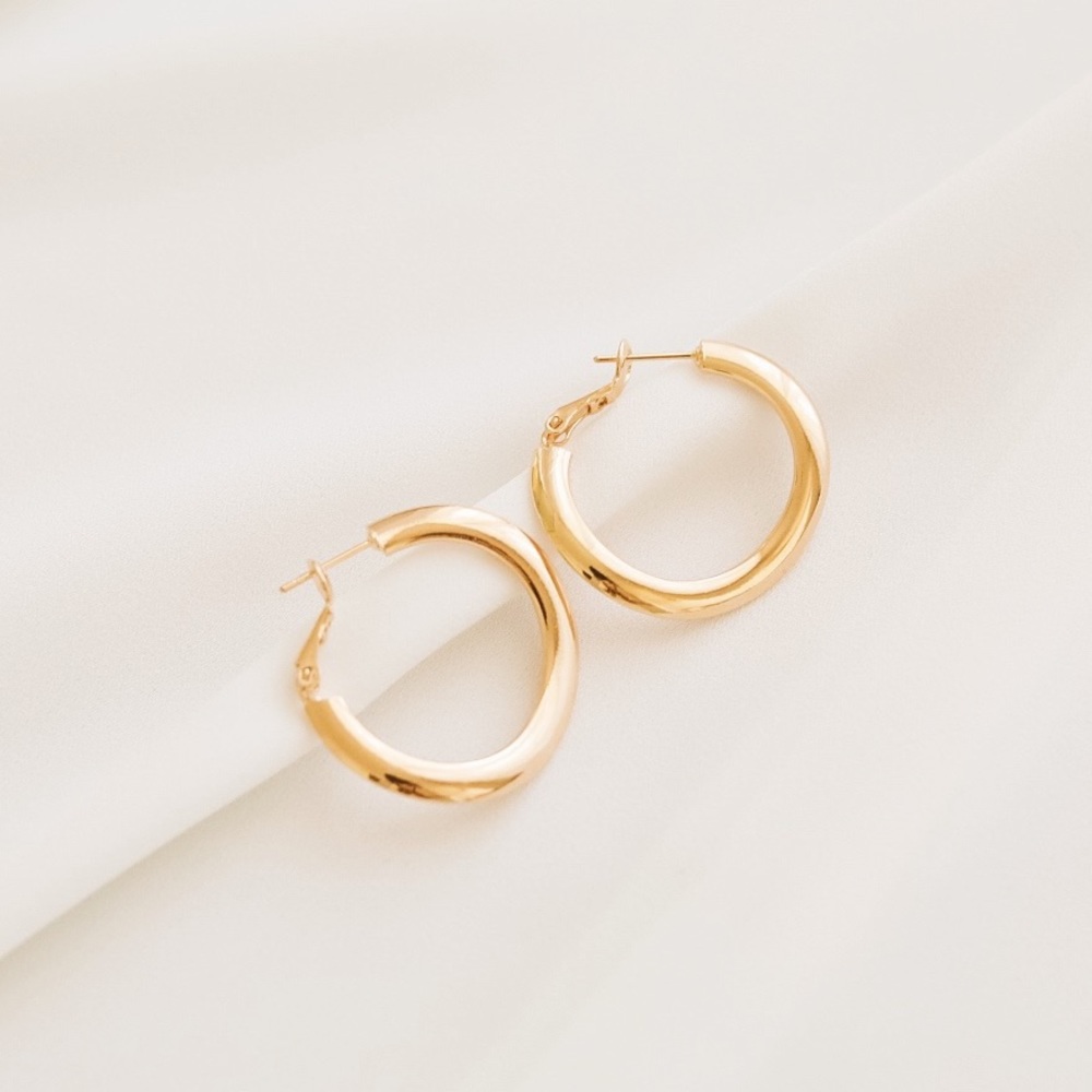 SoldOut11thStreet - Picture 5 of 7